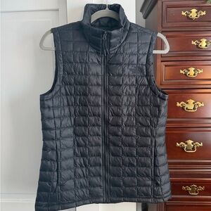 The North Face Women's Black Quilted Vest